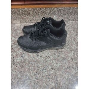 Safetrax slip resistant boys tennis shoes youth size 5